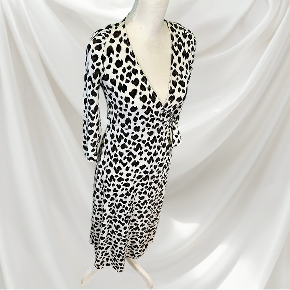 Cleobella ‘Miles’ Leopard Printed Wrap Dress Size XS - Picture 13 of 16